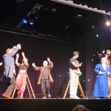 Photo de la troupe de théâtre Théâtre Masqué - Festival Aux 1ères Loges - Les Loges Virelartdaise